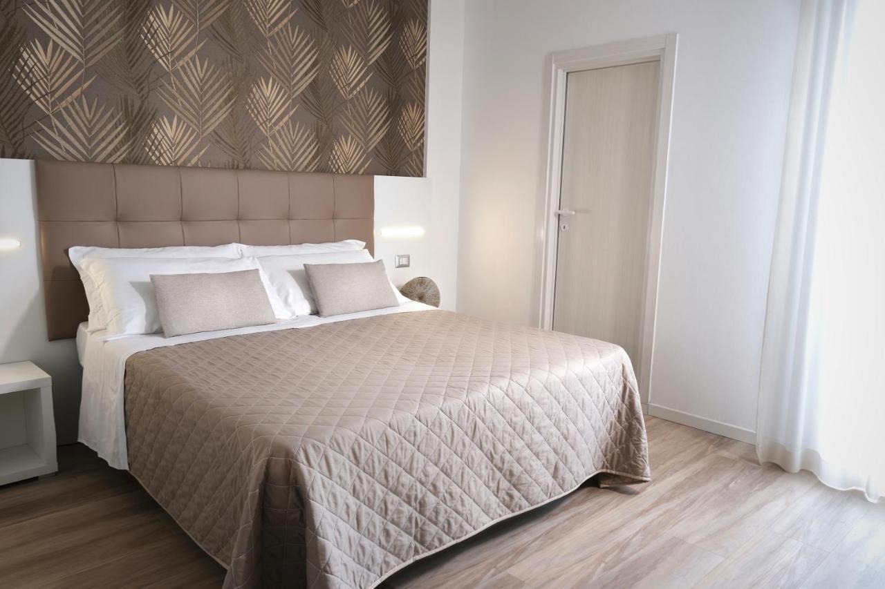 Hotel Continental Gatteo a Mare Εξωτερικό φωτογραφία